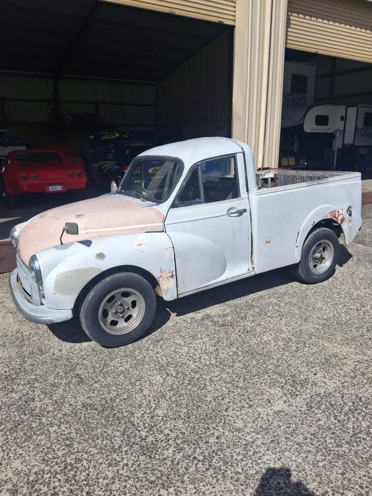 Morris Minor utility before restoration